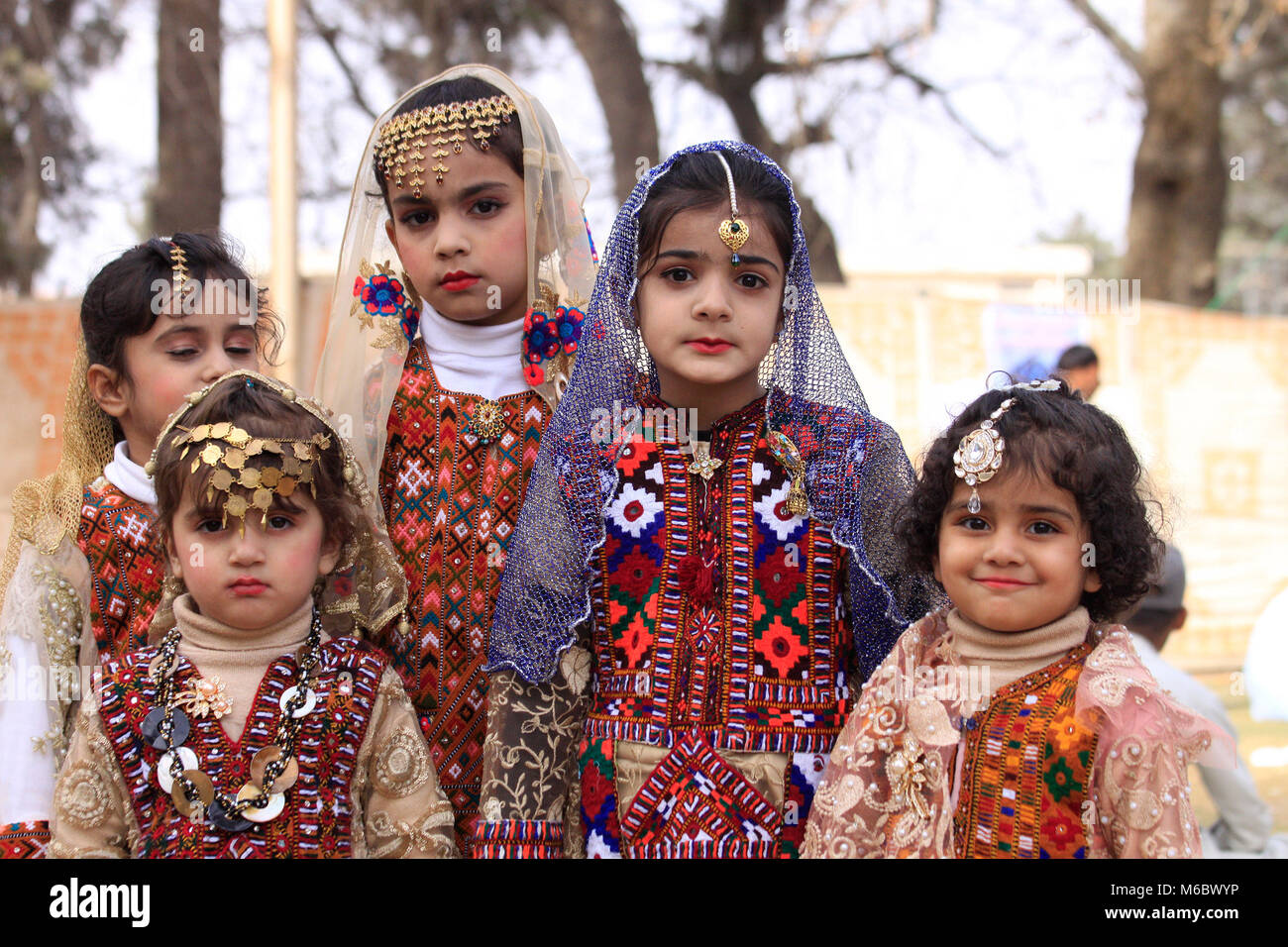 Traditional balochi dress Banque de photographies et d’images à haute ...