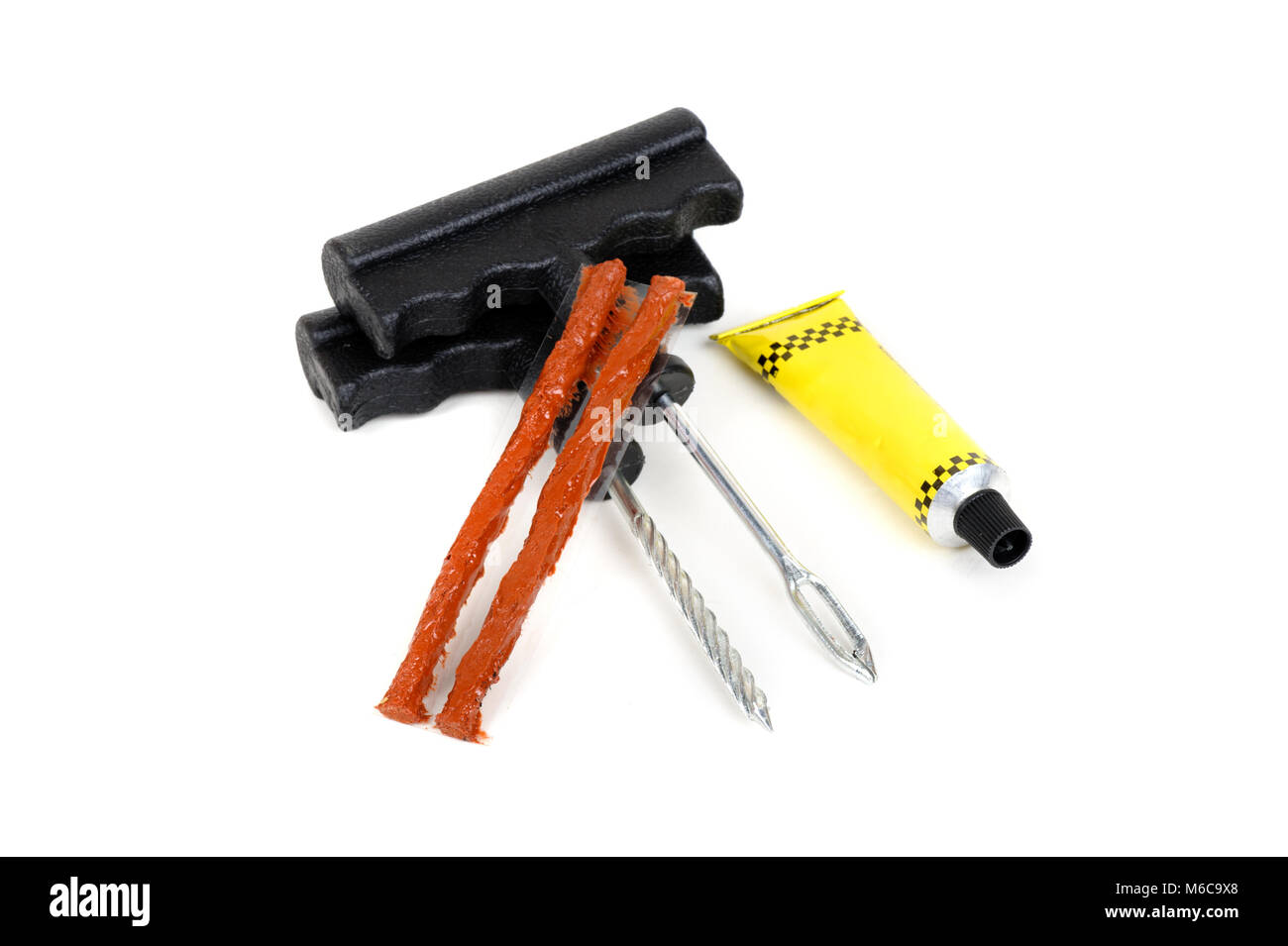 Kit de réparation de pneus à plat, branchez le kit de réparation pour pneu tubeless. Banque D'Images