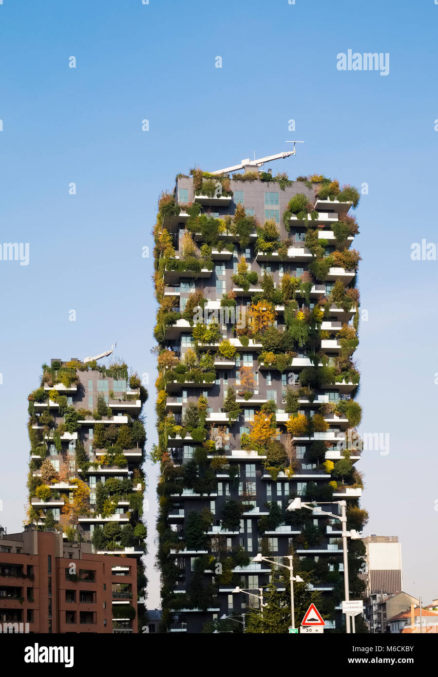 Bosco verticale (Vertical) de la forêt, quartier résidentiel primé des tours dans le quartier de Porta Nuova de Milan, Italie. Banque D'Images