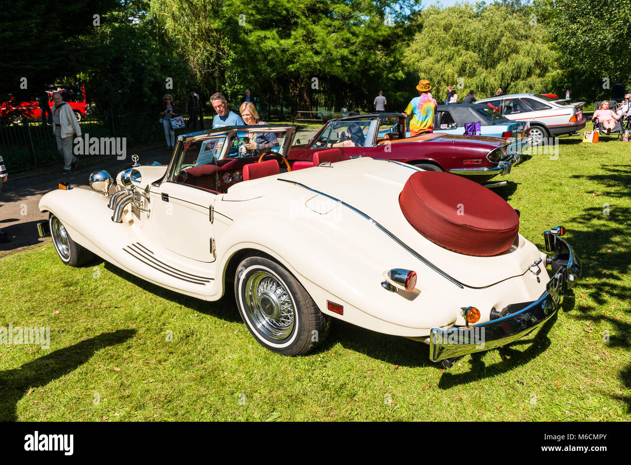 1934 Mercedes 500K Roadster spécial, American construit replica Banque D'Images