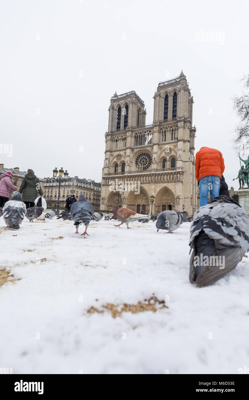 Paris sous la neige le 1er mars 2018 Banque D'Images
