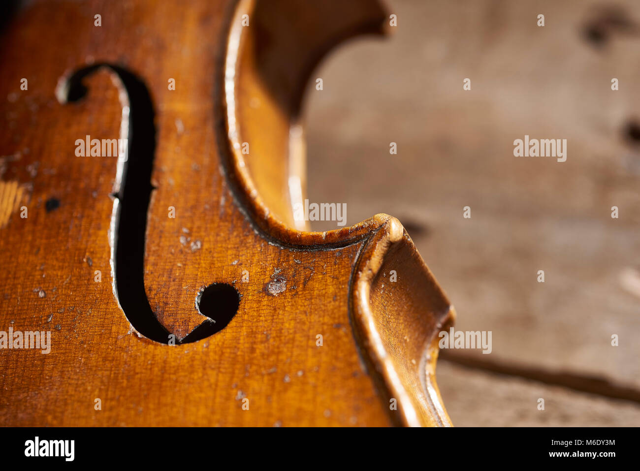 Close up d'un vieux beau violon Banque D'Images