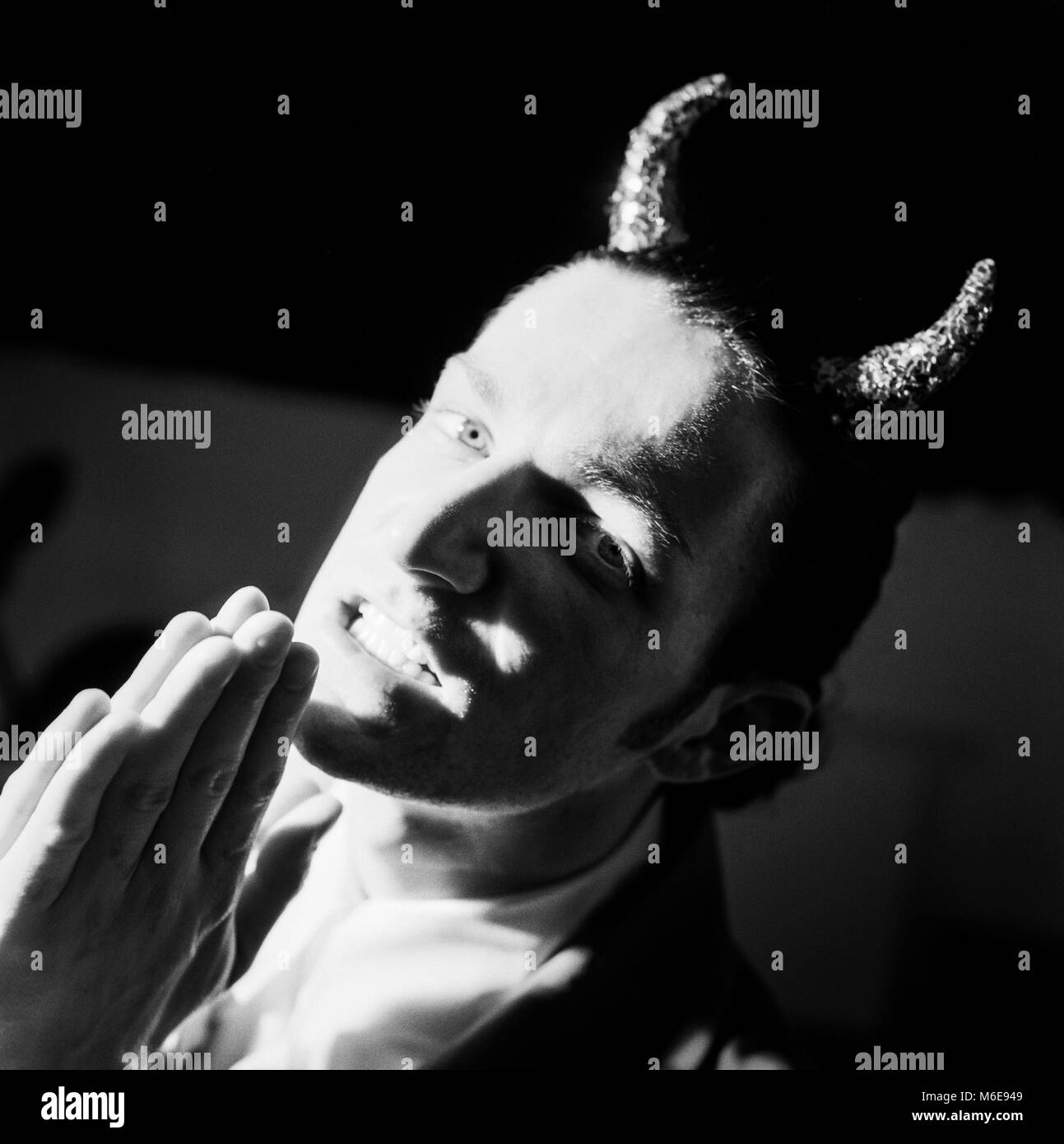 Stephen Sleepman, alias Stephen Wakeman, Club Runner, commencé Slam de nuit à Glasgow, photographie d'archives faites le 14 mars 1989 pour iD magazine, riche question, mai 1989, Londres, Angleterre Banque D'Images