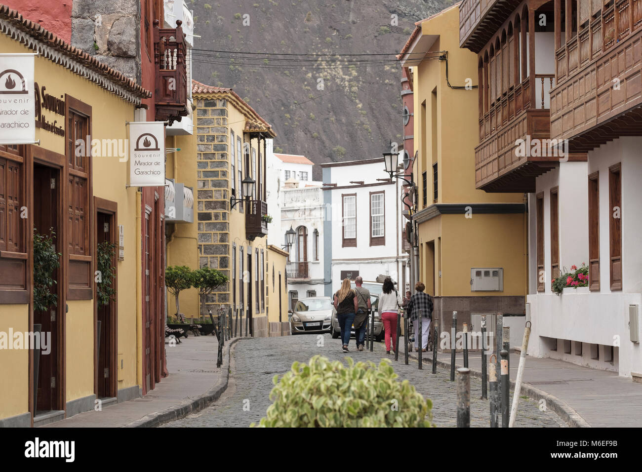 Rue Pavée avec de beaux bâtiments, partie historique de Garachico, Tenerife Nord, îles Canaries, Espagne, Banque D'Images