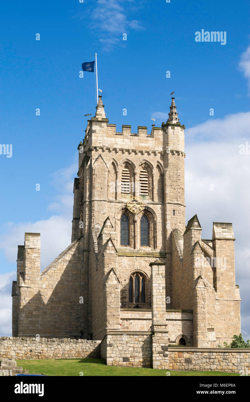 La tour ouest de l'église de St Hilda, Hartlepool Pointe, England, UK Banque D'Images
