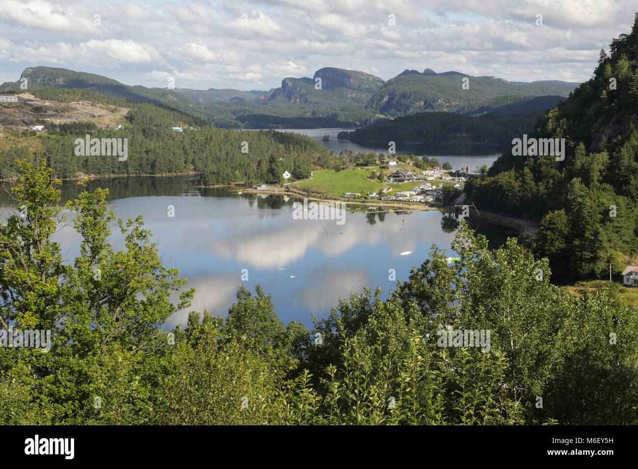 La magnifique côte norvégienne autour de Kristiansand en Scandinavie- Banque D'Images