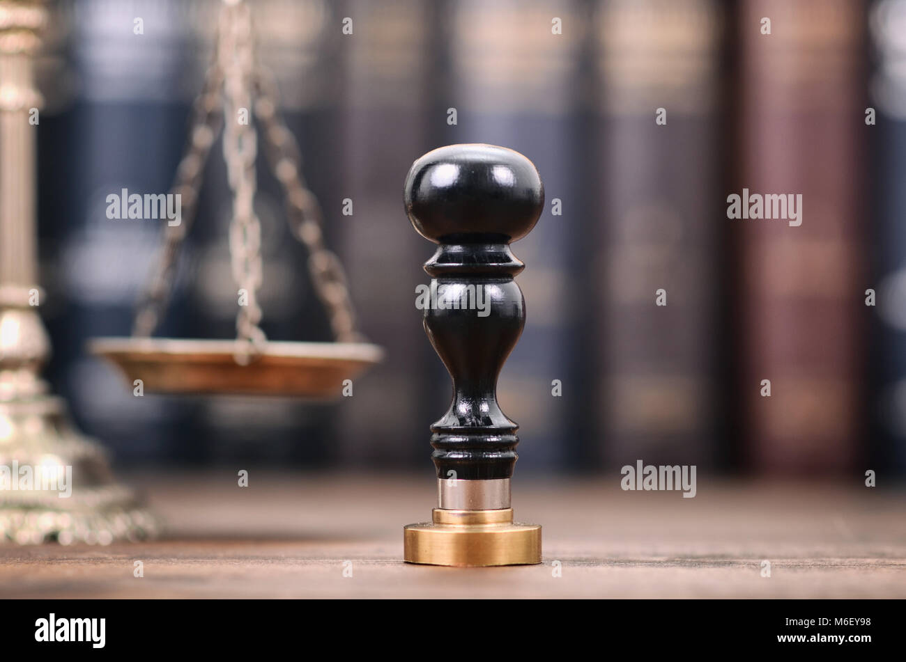 Sceau du notaire , Écailles de Justicel document notarié, concept, concept de légalité. Banque D'Images