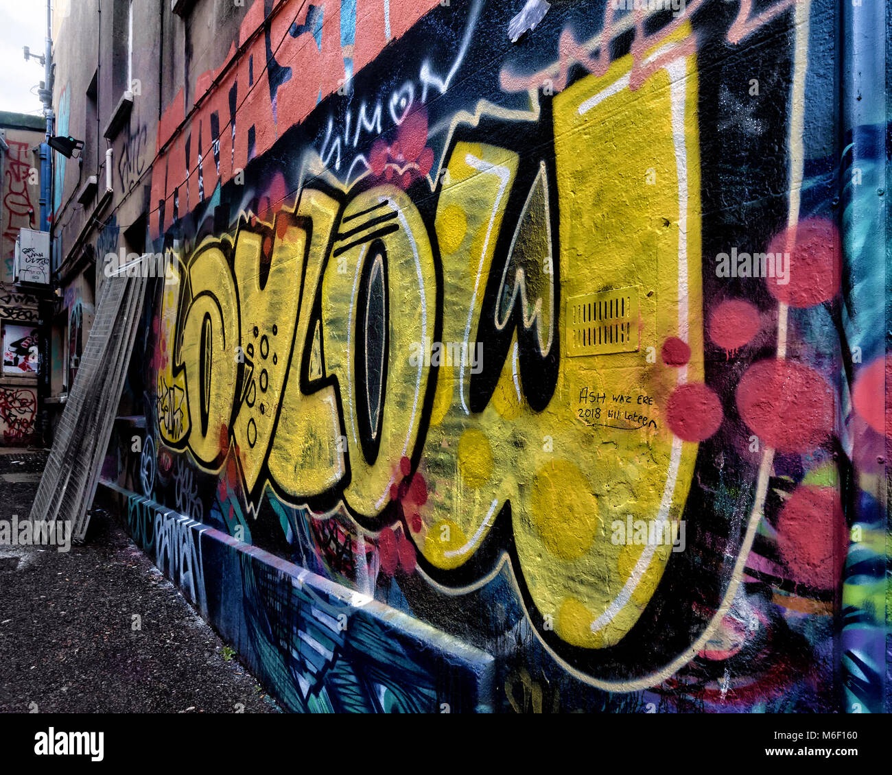 Laylow graffiti dans Brighton Alley Banque D'Images
