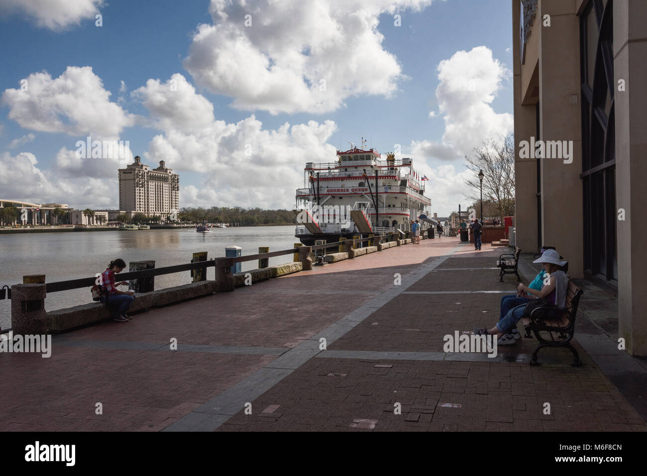 La Géorgie Savannah River Queen vu de la rue de la rivière dans Sanvannah Georgia USA Banque D'Images