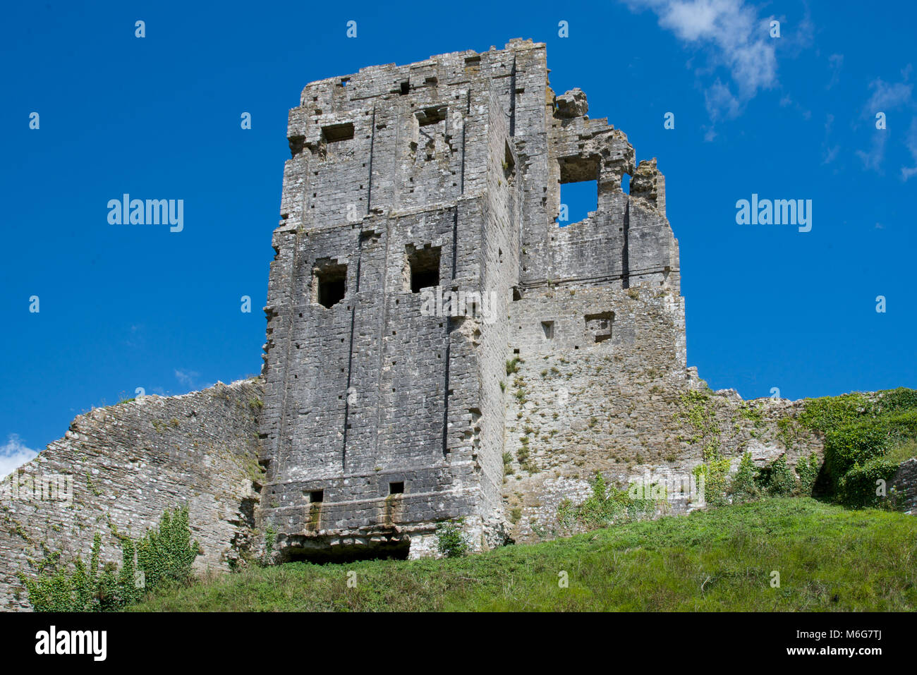 Château de Corfe, collines de Purbeck, Dorset, Angleterre Banque D'Images