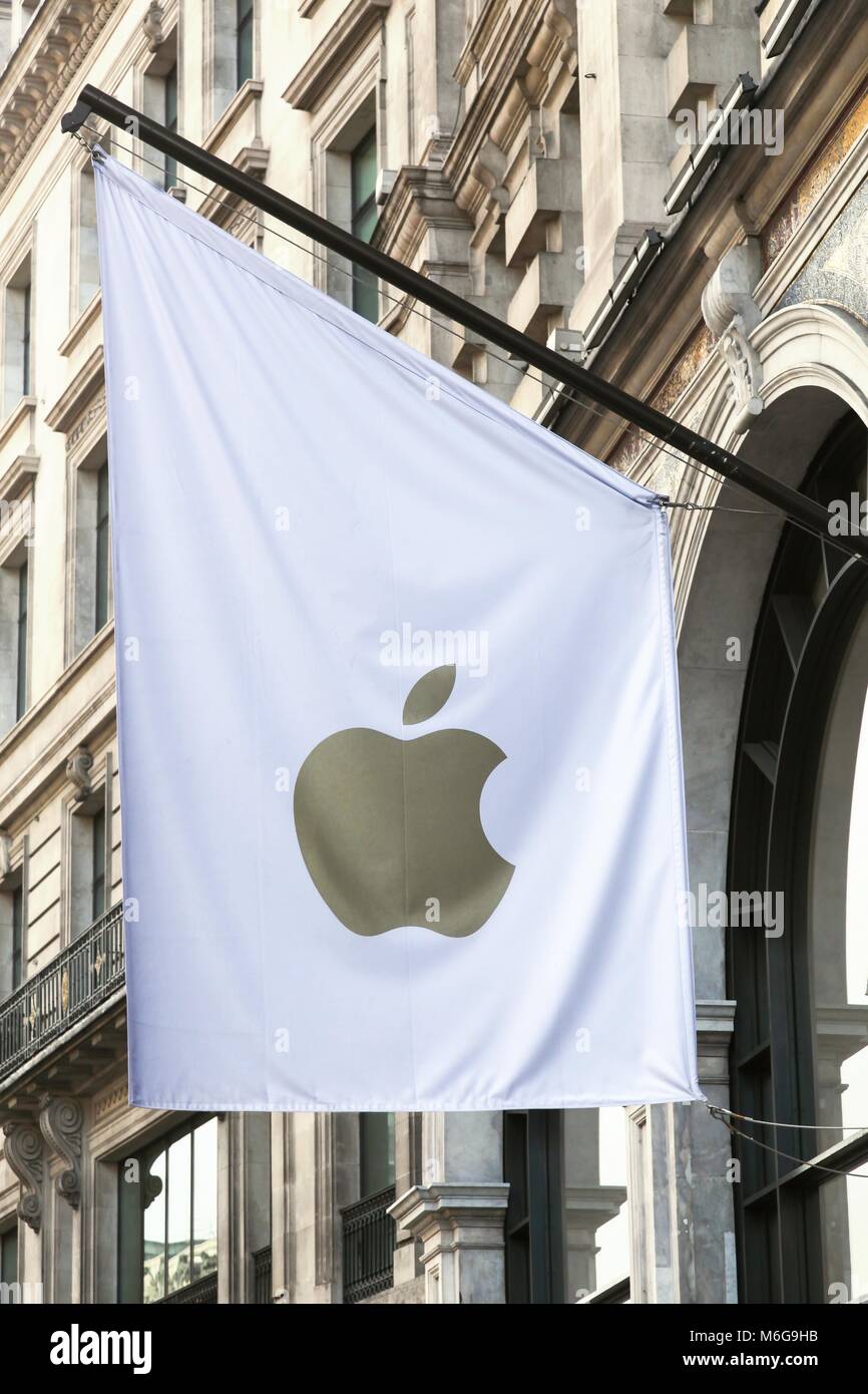Londres, Royaume-Uni - 31 janvier 2018 : Apple drapeau sur un mur. Apple est une multinationale américaine technology company Banque D'Images