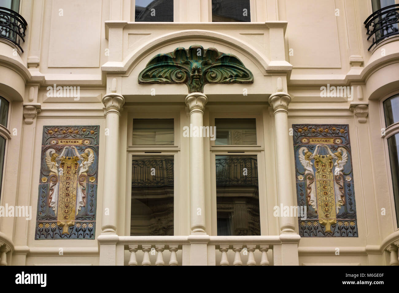 Détails de l'édifice Hennebique (construction 1898-1900), rue Danton, Paris, France Banque D'Images