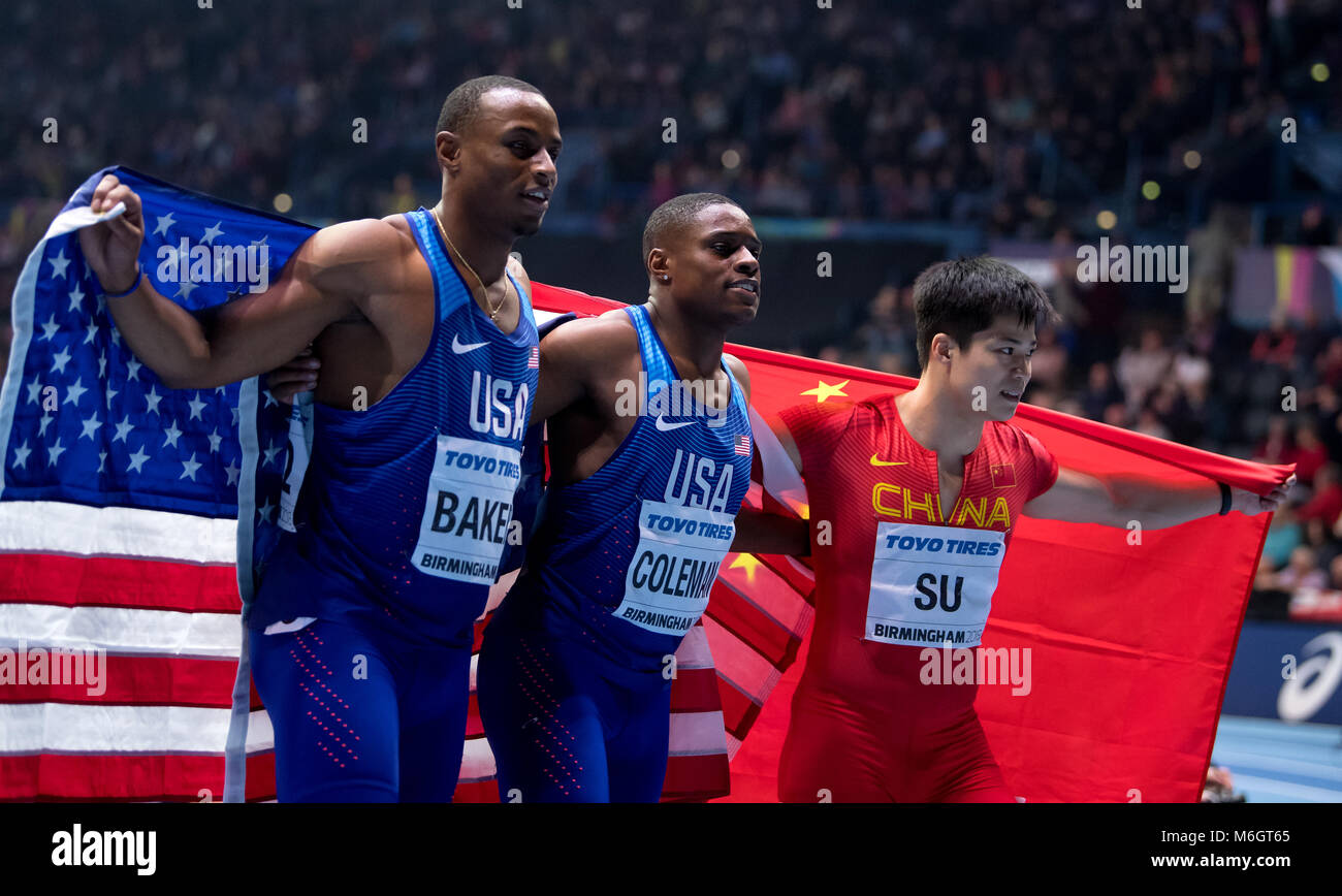 03 mars 2018, Grande-Bretagne, Birmingham : Championnats du monde en salle, men's 60m final. Ronnie Baker (L-R) des USA, Christian Coleman de USA et Bingtian de Chine su célébrer. Coleman a remporté l'or, Su a gagné l'argent gagné et Baker bronz Photo : Sven Hoppe/dpa dpa : Crédit photo alliance/Alamy Live News Banque D'Images