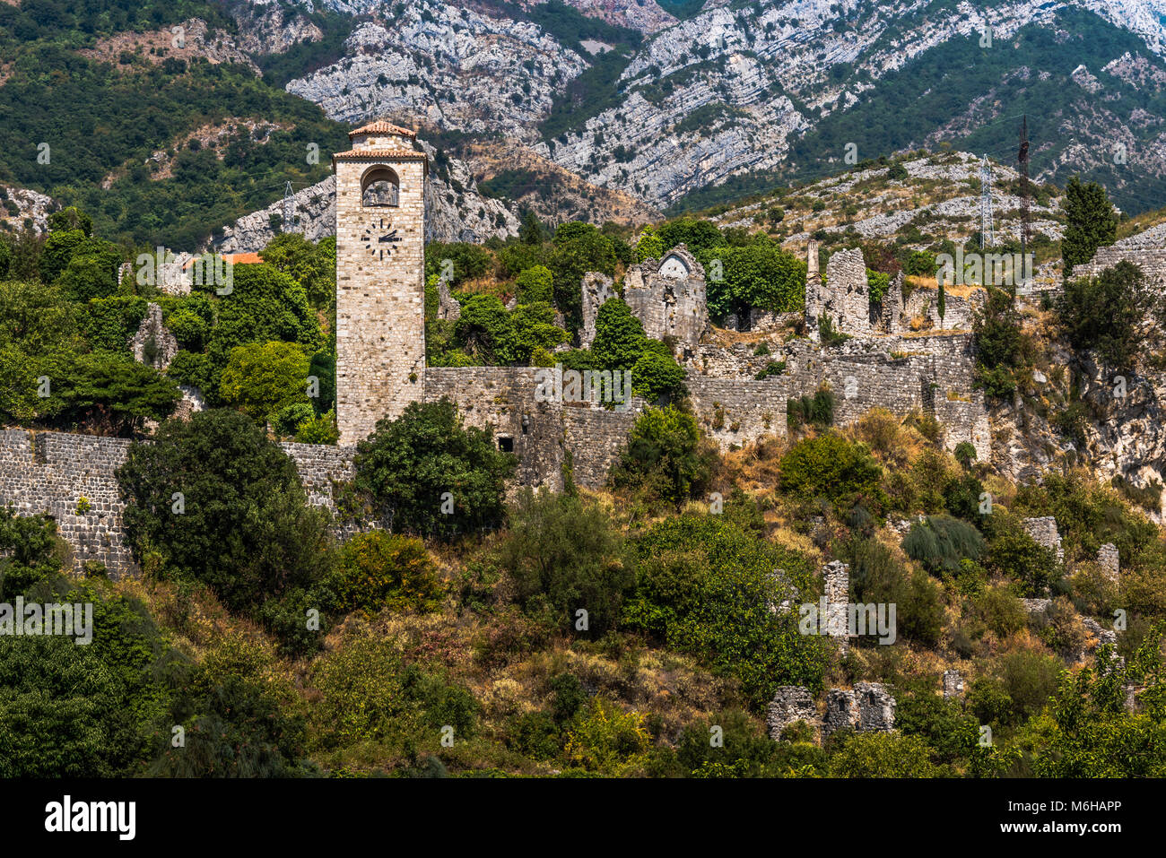Forteresse Stari Bar en Bar - une attraction touristique populaire, le Monténégro Banque D'Images
