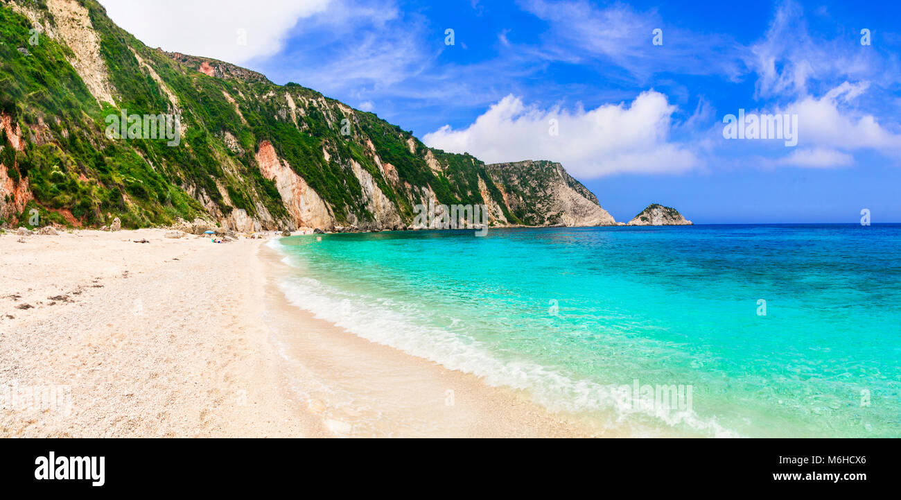 Belle plage de Petani Cefalonia,island,Grèce. Banque D'Images