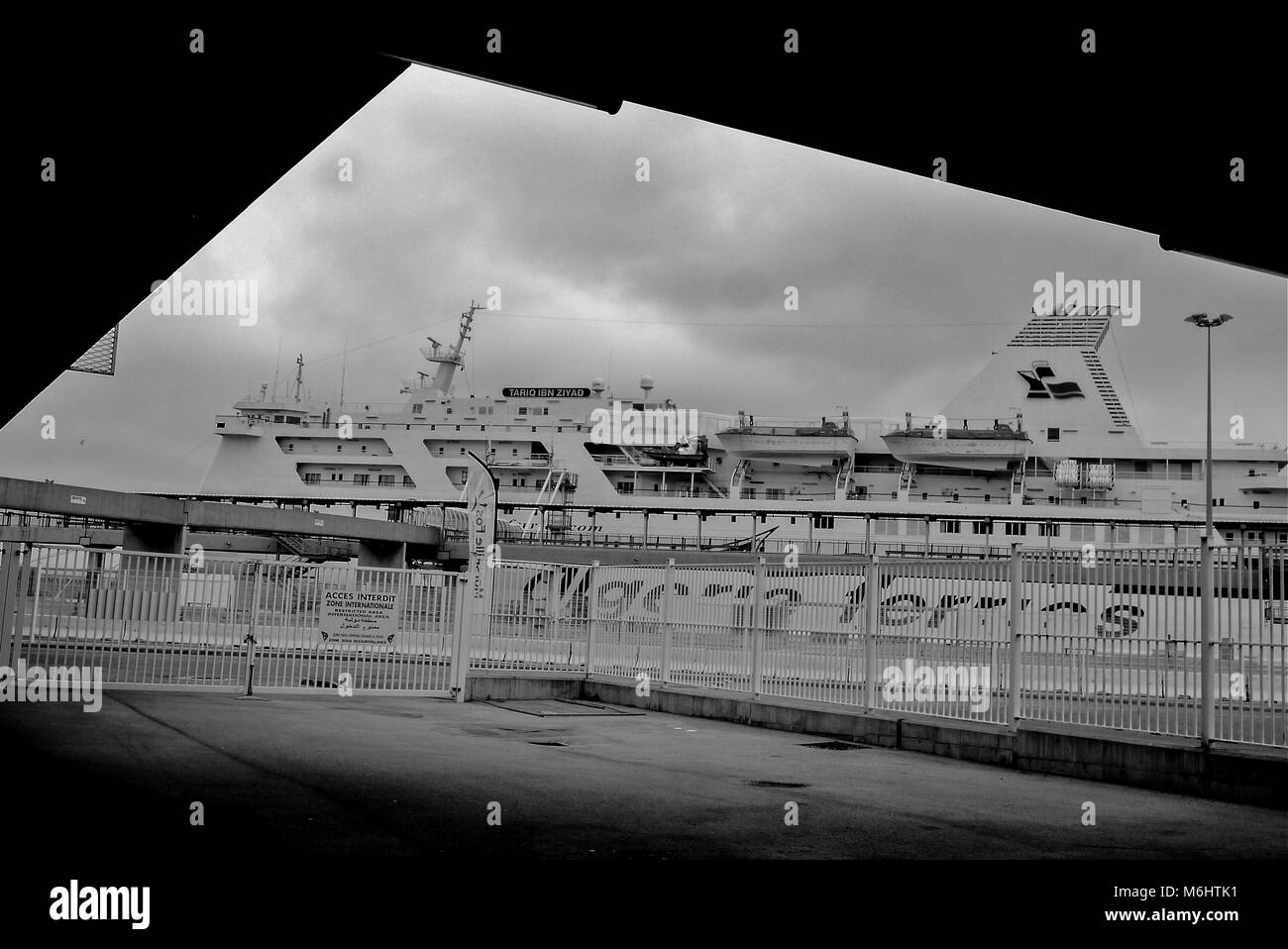 Ferry-boat à Joliette le port, Marseille, France Banque D'Images
