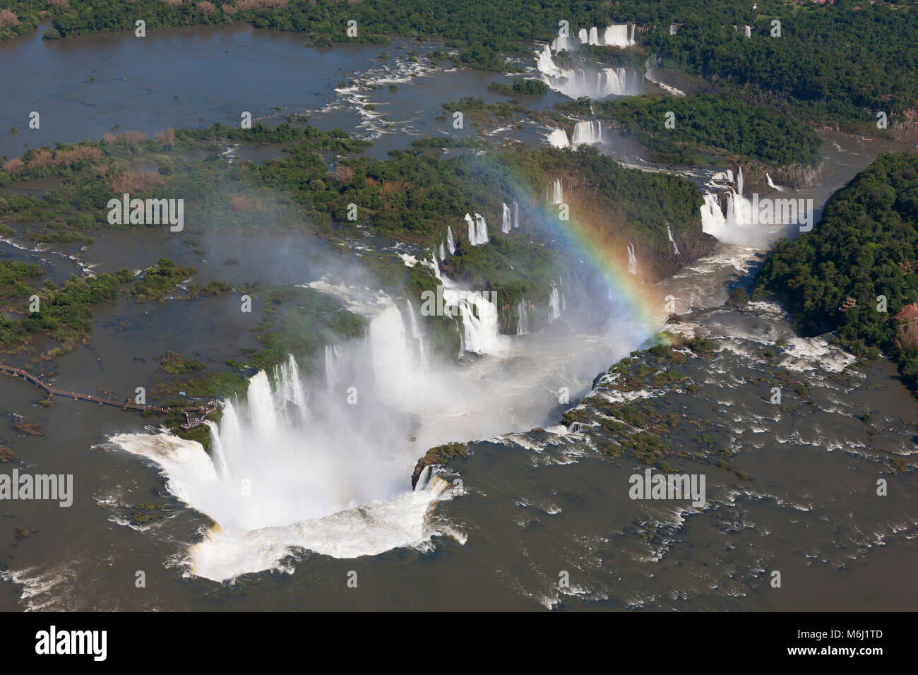 Paysage panoramique aérienne panoramique des chutes d'Iguazu et la frontière Brésil Argentine Paraguay site du patrimoine mondial de l'merveilles naturelles du monde Banque D'Images