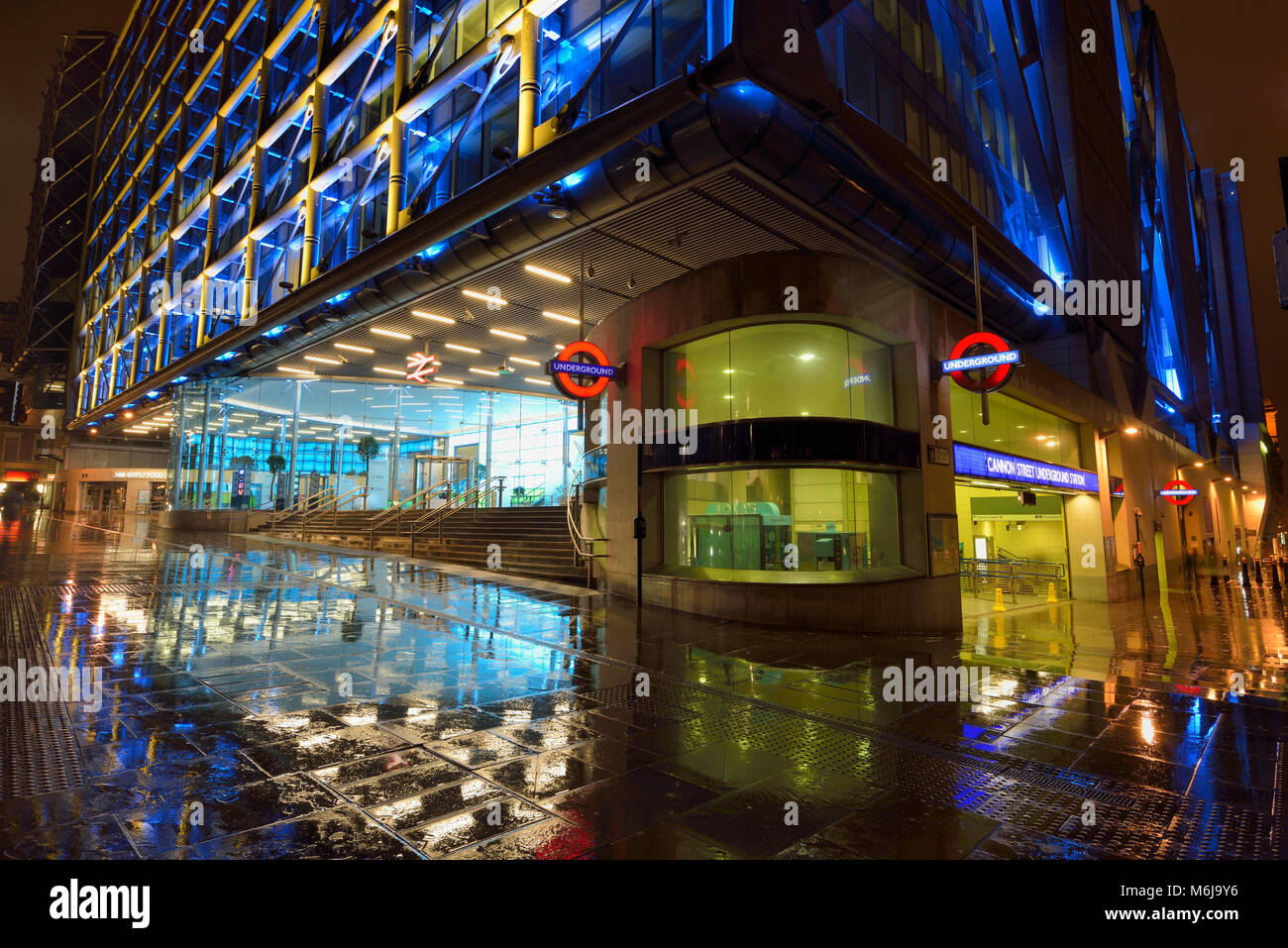 Cannon Street stion de nuit, Ville de London, Royaume-Uni Banque D'Images