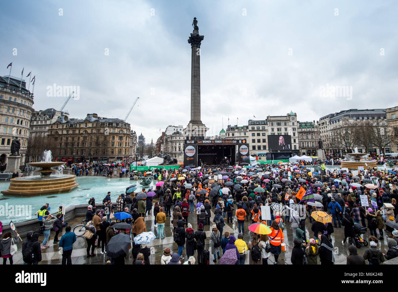 Londres, Royaume-Uni. 4e Mar, 2018. Des milliers ont pris part au rallye.London célèbre la marche des femmes pour la journée internationale de la femme le 8 mars prochain. En plus de 100 ans ont été célébrés depuis le vote a été remporté pour les femmes en Angleterre. Credit : B-3238.jpg Rouco SOPA/Images/ZUMA/Alamy Fil Live News Banque D'Images