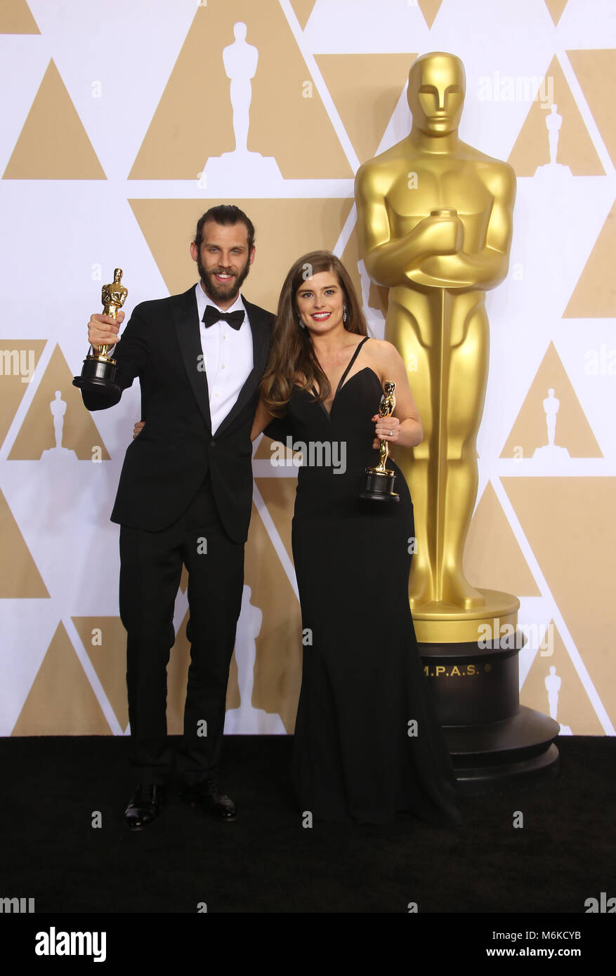 Hollywood, CA. 4e Mar, 2018. Chris Overton, Rachel Shenton, dans la salle de presse lors de la 90e Academy Awards au Kodak Theater à Hollywood, Californie le 4 mars 2018. Credit : MediaPunch Inc/Alamy Live News Banque D'Images