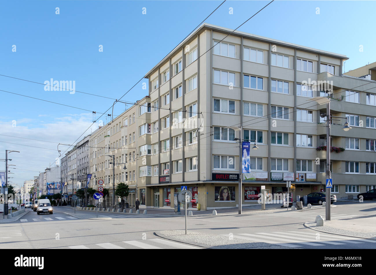 Krenski Tenement House (construite en 1939), Swietojanska street, Gdynia. Un exemple de l'architecture moderniste entre-deux guerres. Province de Poméranie, Pologne, l'Europe. Banque D'Images