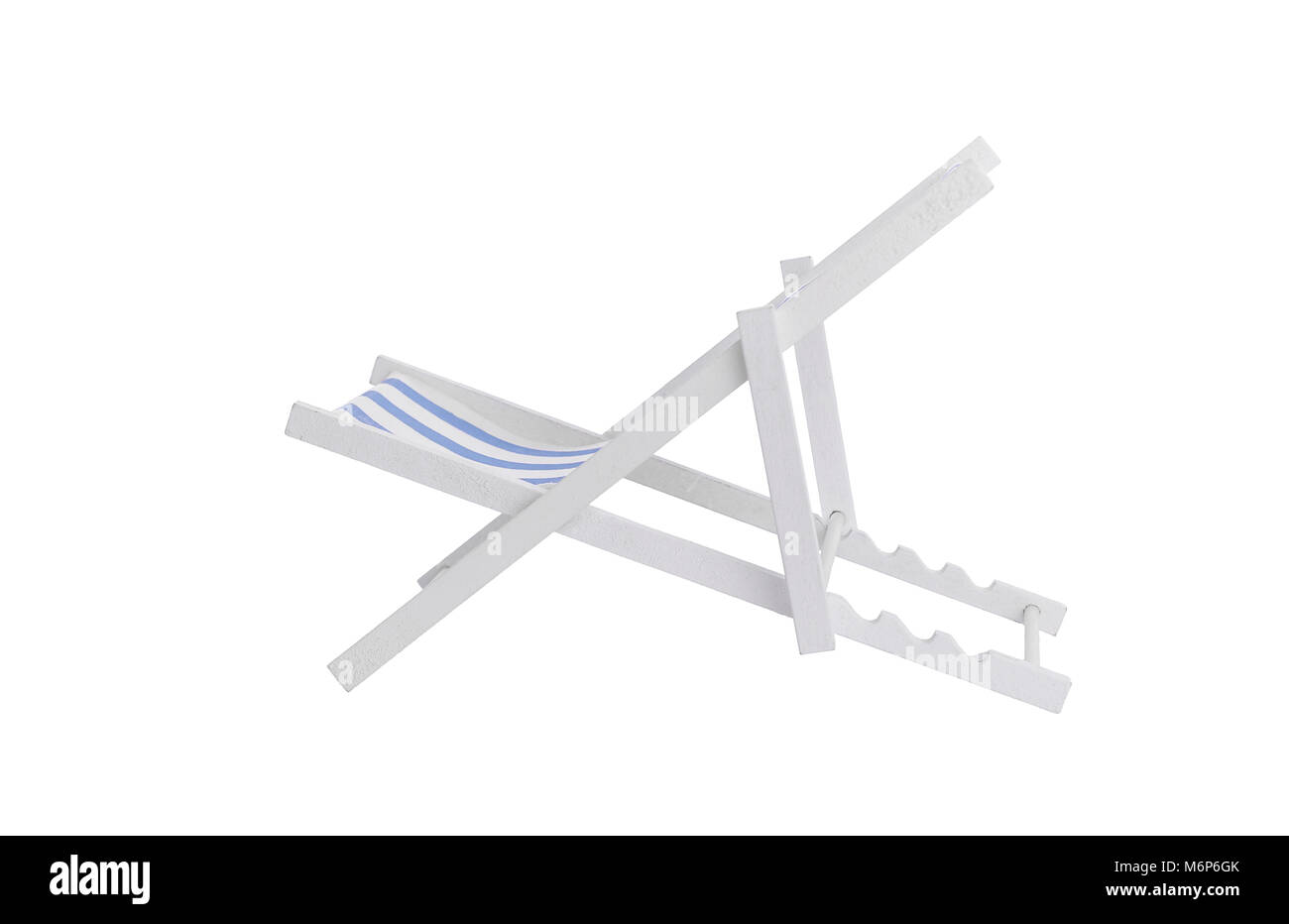 Chaise longue sur un fond blanc. Banque D'Images