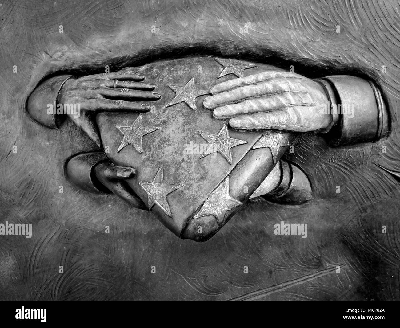 Monument militaire Hands On Flag dans les Woodlands TX USA Banque D'Images