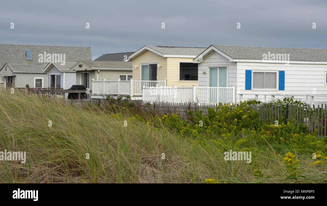 Le Ocean front beach house vue 24 fois sur l'extérieur. Immobilier de luxe le long des dunes de sable pour l'été accueil locations location Banque D'Images