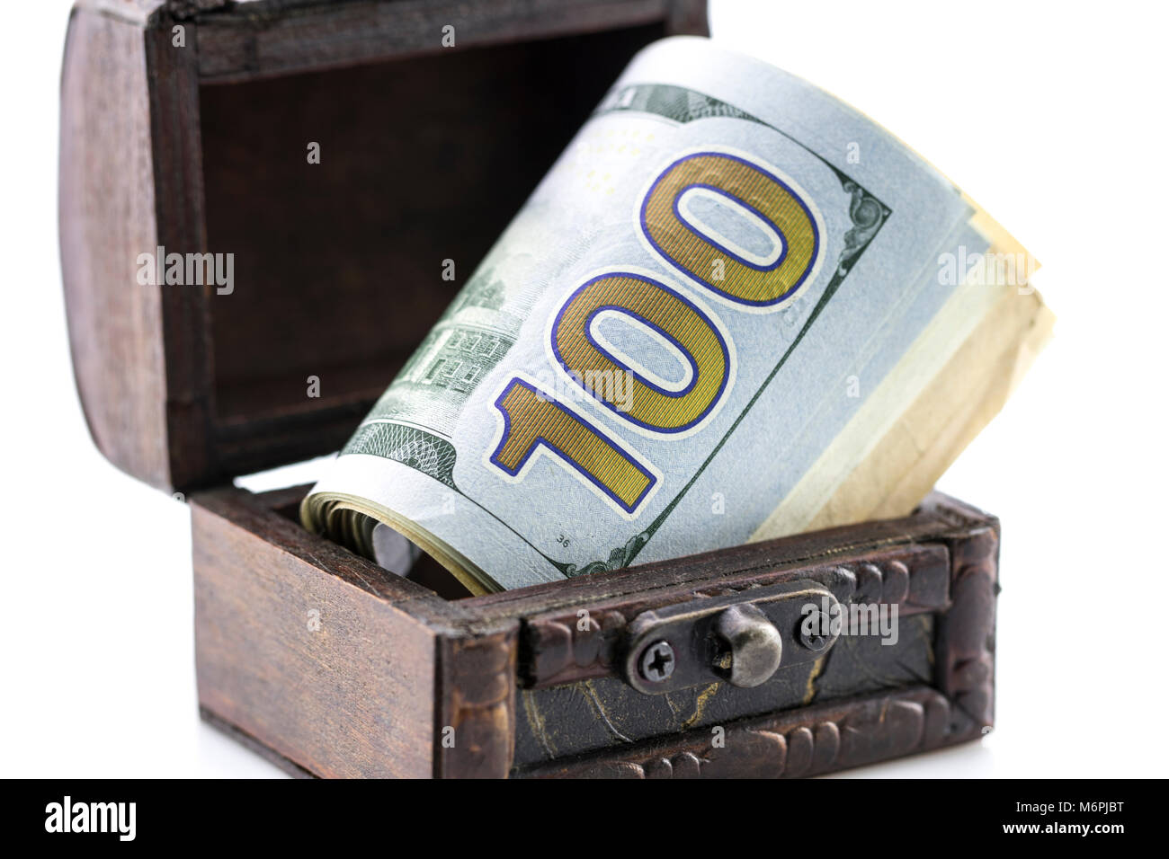 Coffre de trésor,le fort de l'argent, des crédits et des dollars,trésors  trouvés,caisse,beaucoup d'argent, l'épargne en devises étrangères Photo  Stock - Alamy