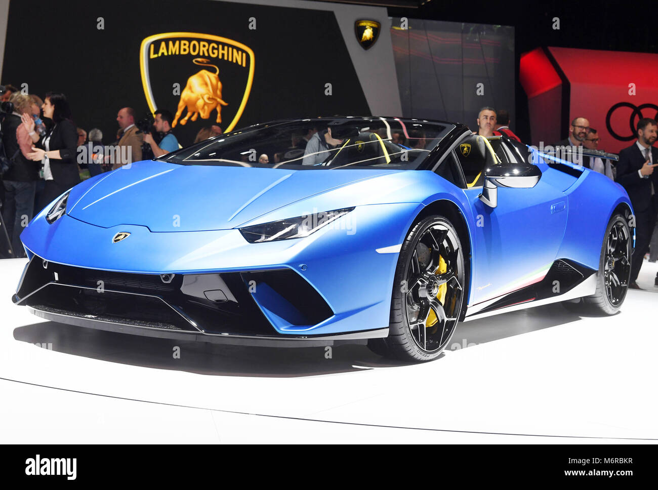 06 mars 2018, Suisse, Genève : l'Ouragan Lamborghini Spyder performante d'être présenté au cours de la première journée presse du Salon de Genève. Le 88e Salon de Genève débute le 08 mars et se termine le 18 mars. Environ 180 exposants seront afficher 900 modèles et les organisateurs attendent 700 000 visiteurs. Dpa : Crédit photo alliance/Alamy Live News Crédit : afp photo alliance/Alamy Live News Crédit : afp photo alliance/Alamy Live News Banque D'Images