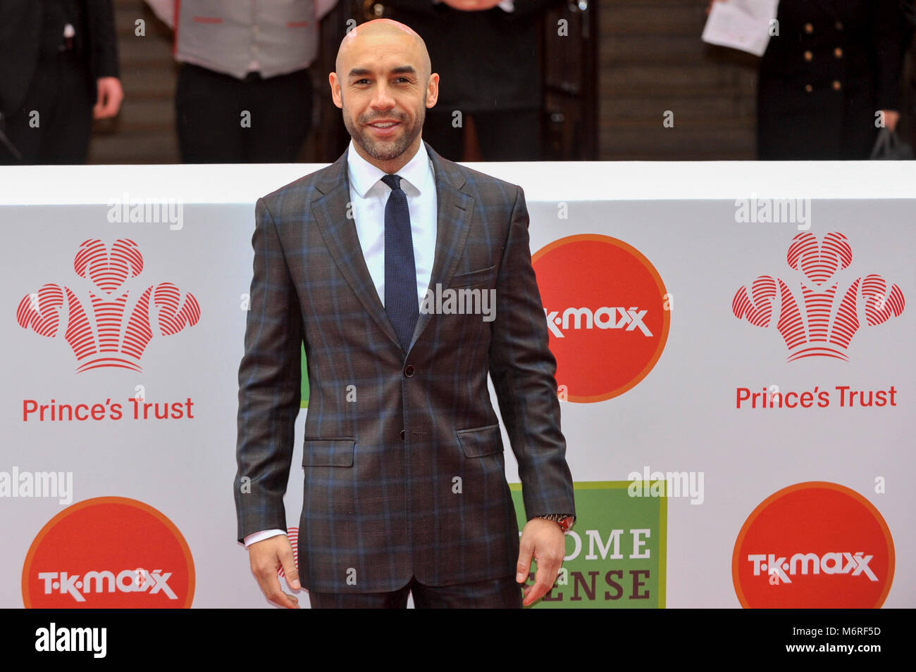 Londres, Royaume-Uni. 6 mars 2018. Alex Beresford, présentatrice TV, arrive pour le Prince's Trust et TK Maxx & Homesense Awards 2018 au London Palladium. Crédit : Stephen Chung / Alamy Live News Banque D'Images