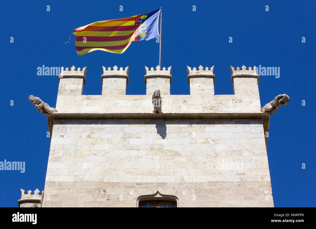 Haut de la tour de la Lonja de la Seda palais gothique à Valence, Espagne Banque D'Images