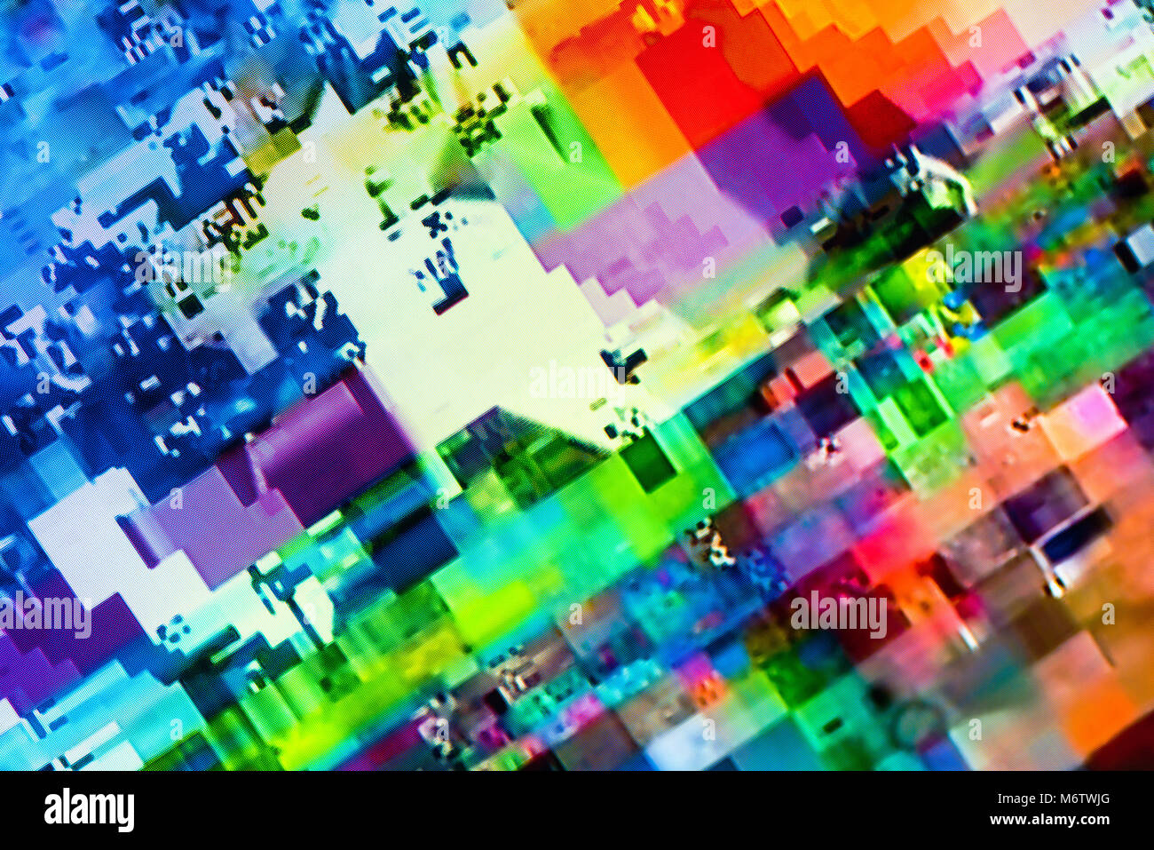 TV numérique avec écran de télévision sur glitch égaré des places, des effets statiques et le gel des problèmes lors de l'échec de diffusion Banque D'Images