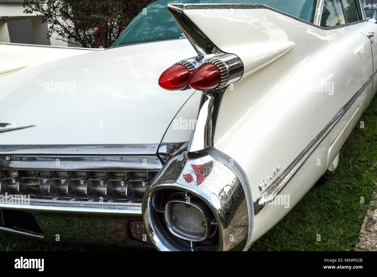 La Cadillac Eldorado 1959 Coupe DeVille est connu pour son immense sharp tailfins avec feux arrière double bullet Banque D'Images
