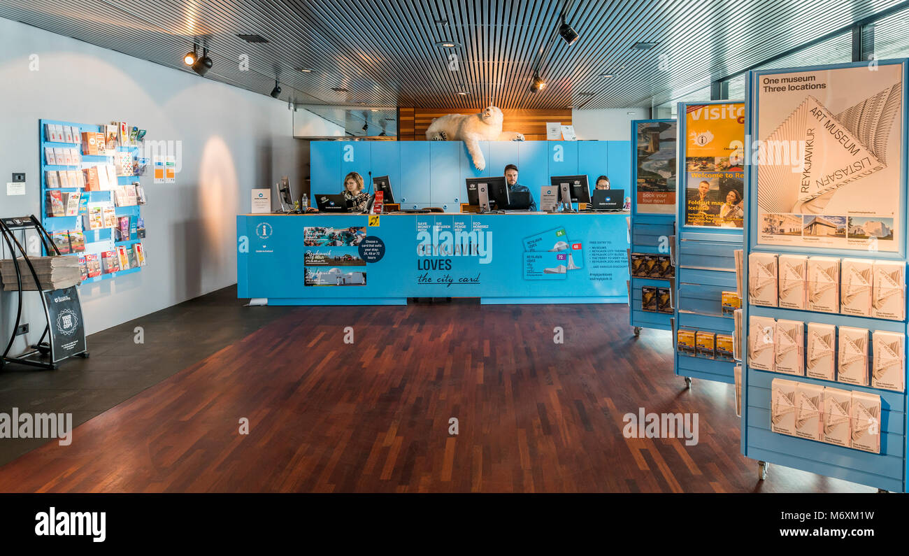 Bureau d'informations touristiques à l'Hôtel de Ville, Reykjavik, Islande Banque D'Images