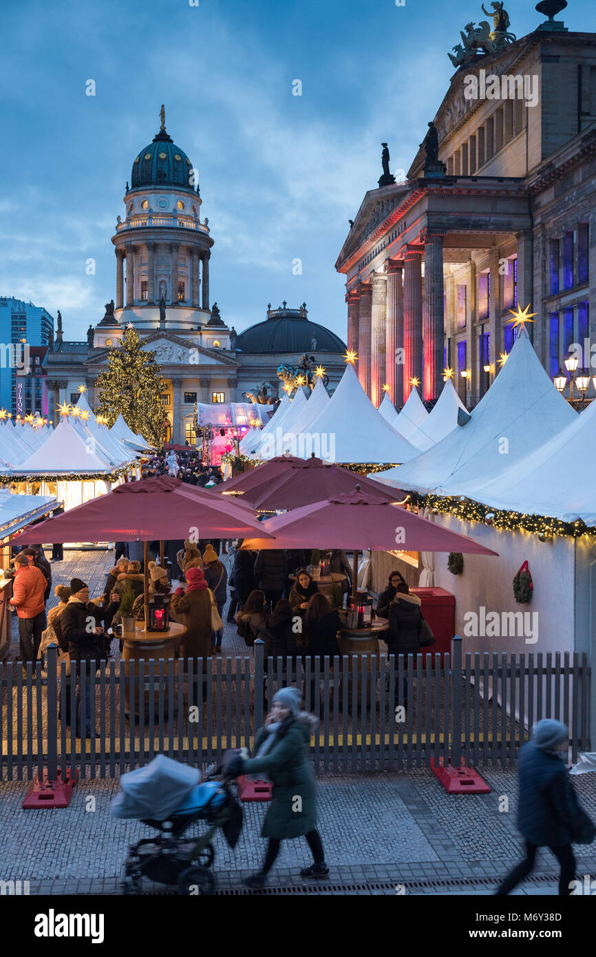 Le marché de Noël de Gendarmenmarkt, Mitte, Berlin, Allemagne Banque D'Images