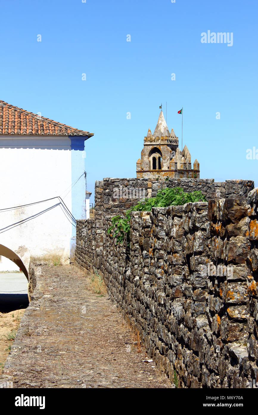 Château de Montemor o novo, Alentejo, Portugal Banque D'Images