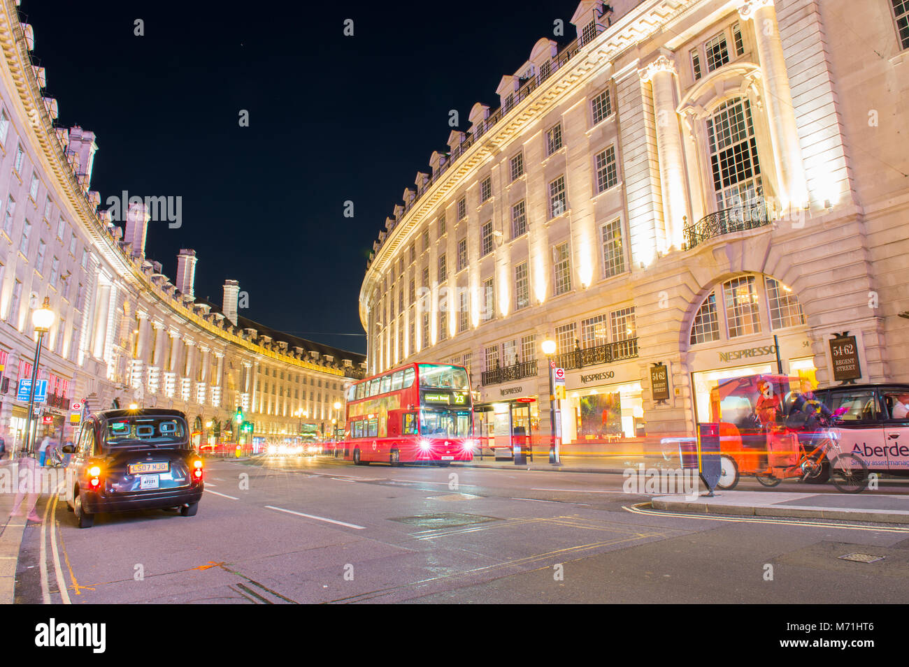 Piccadilly Circus, Londres. L'Angleterre. Banque D'Images