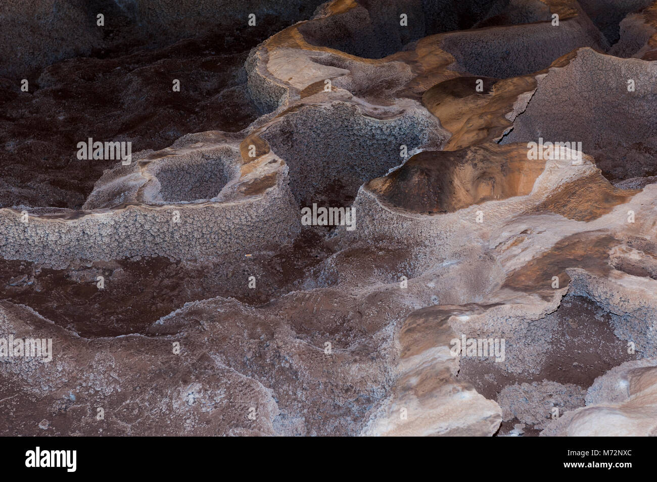 Une visite à l'intérieur de la grotte Vjetrenica en Bosnie et Herzégovine Banque D'Images