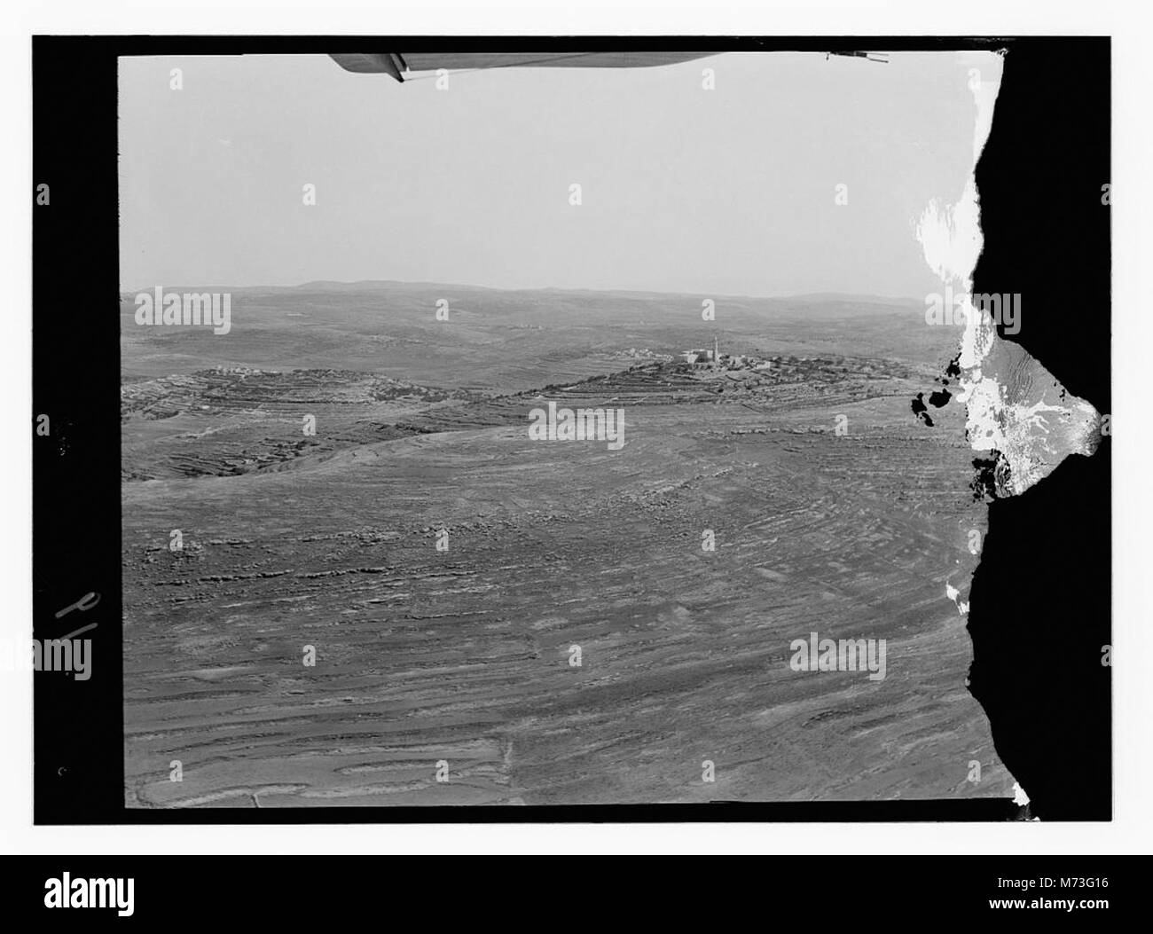 Photographie aérienne de la mer de Galilée, Jérusalem, le Jourdain et Amman, capturant le tracé géographique de ces zones historiques. Banque D'Images