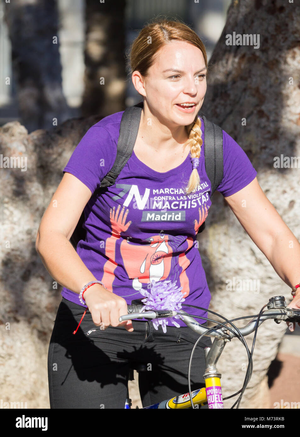 Las Palmas, Gran Canaria, Îles Canaries, Espagne. 8 mars, 2018. Les femmes descendent dans les rues en vélo sur la Journée internationale des femmes à Las Palmas, la capitale de Gran Canaria. Credit : ALAN DAWSON/Alamy Live News Banque D'Images