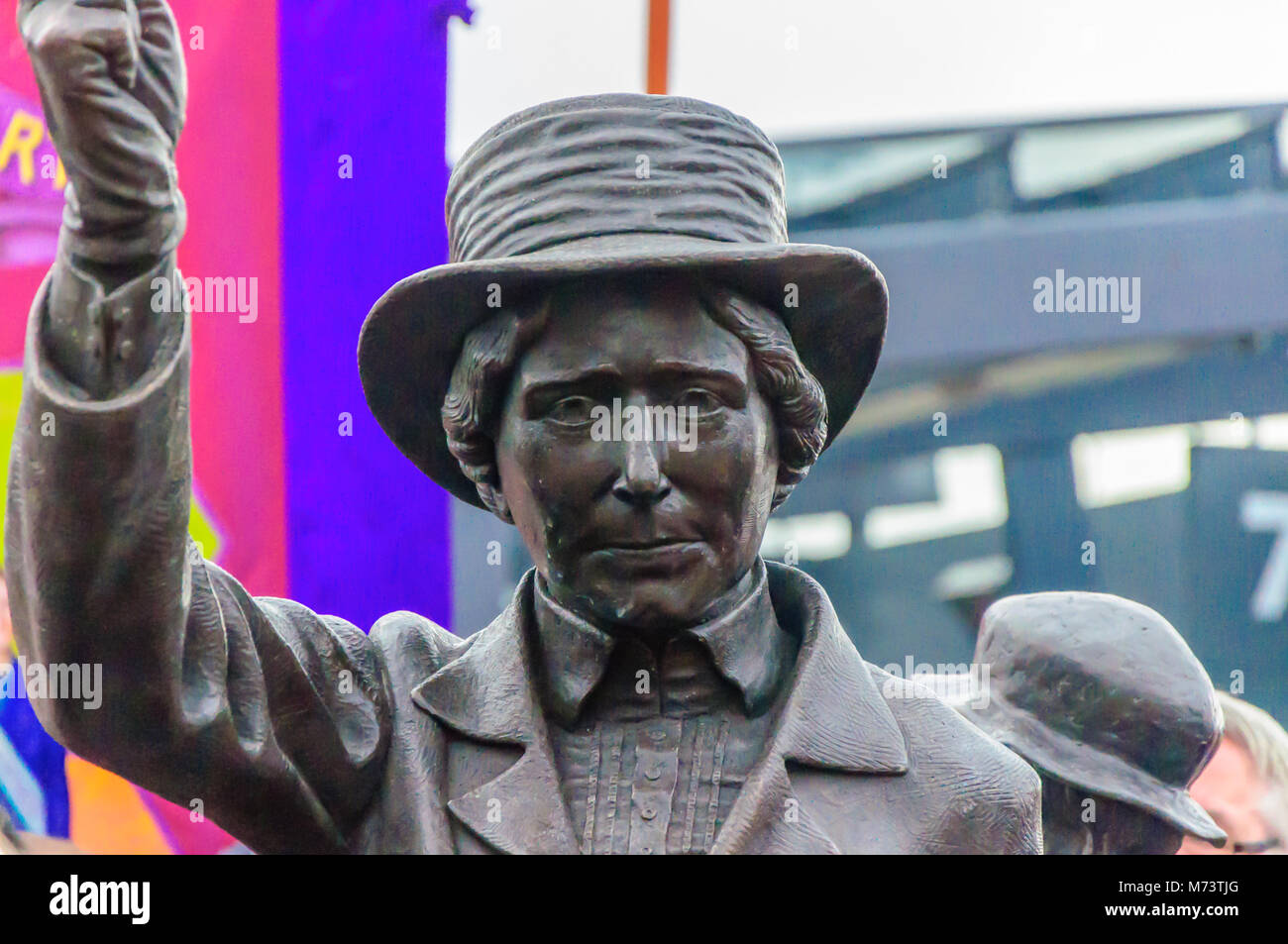 Glasgow, Ecosse, Royaume-Uni. 8 mars, 2018 : Lors de la Journée internationale des femmes une statue de Marie Barbour a été dévoilé en Govan. Elle a été l'organisateur de la grève de loyer en 1915. Elle se tenait à l'élection à un candidat du travail dans la région de Govan et est devenue l'une des premières femmes conseillers municipaux de la ville. Credit : Skully/Alamy Live News Banque D'Images