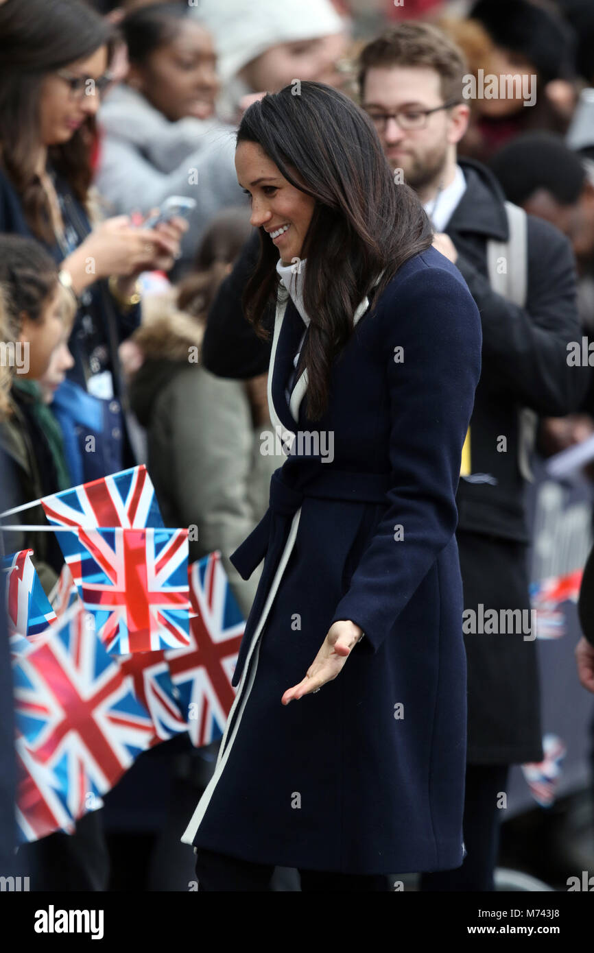 Birmingham, UK. 8 mars, 2018. Son Altesse Royale le prince Harry (Pays de Galles) et Meghan Markle, un bain de foule sur la Journée internationale des femmes à Birmingham au Millennium Point, Birmingham, le 8 mars 2018. Crédit : Paul Marriott/Alamy Live News Banque D'Images