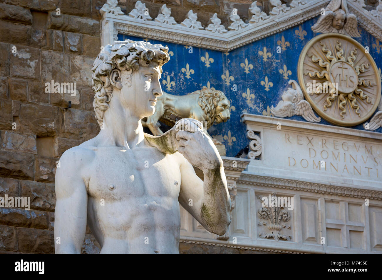 Copie du David de Michel-Ange sculpture à la Piazza della Signoria, Florence, Toscane, Italie Banque D'Images