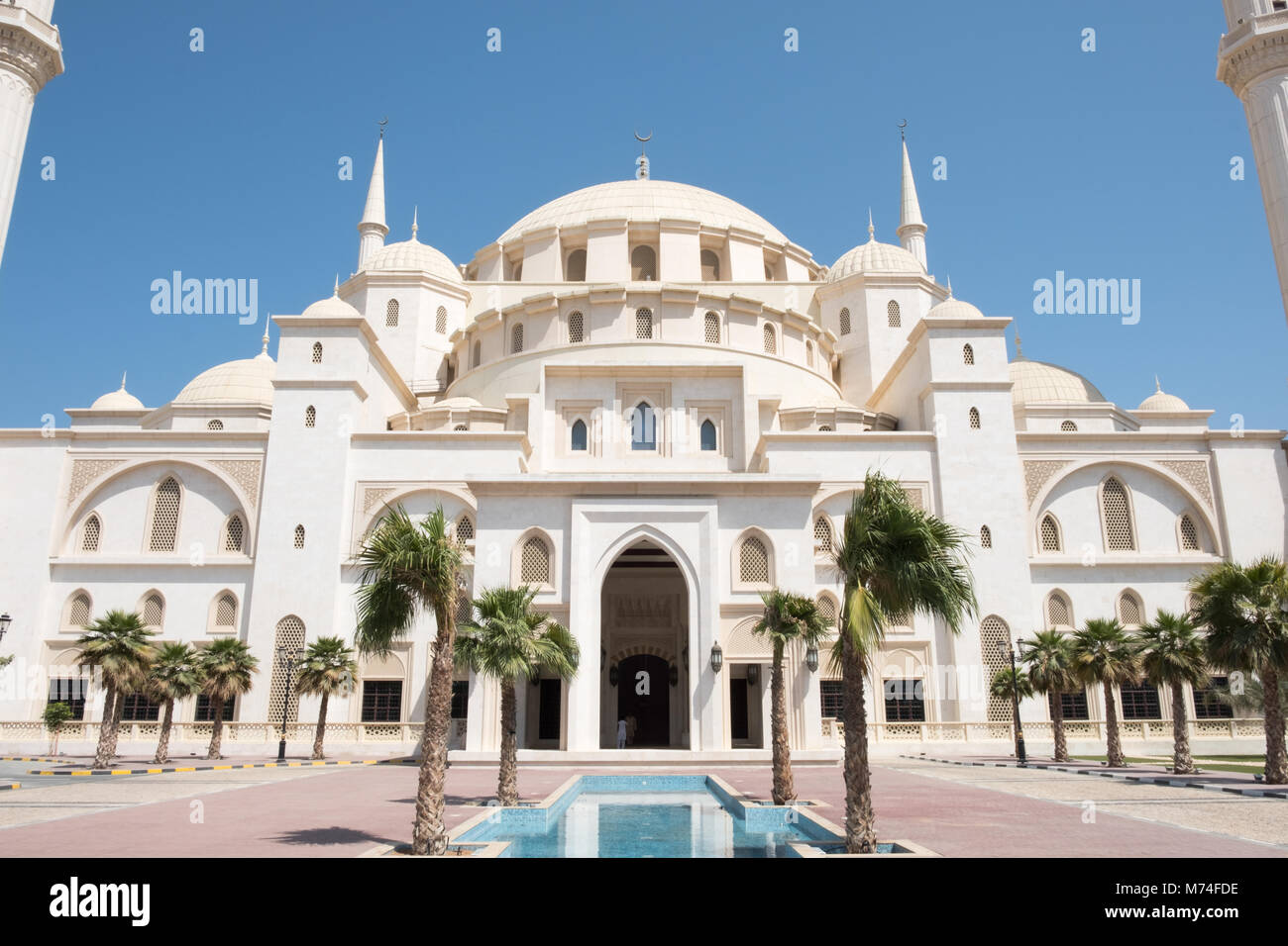 La Mosquée Sheikh Zayed, Fujairah, Émirats Arabes Unis Banque D'Images