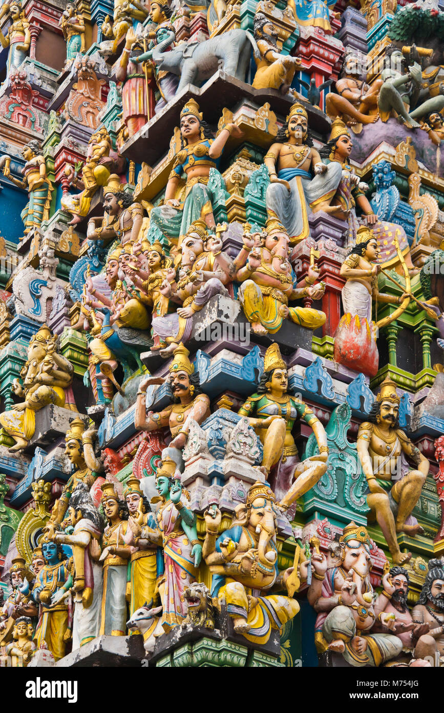 Vue verticale de la Sri Manika Vinayagar Kovil temple hindou à Colombo, Sri Lanka. Banque D'Images