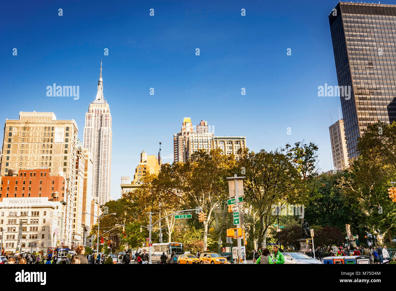 New York, USA, novembre 2016 : vue sur la ville de Madison Square Park, avec l'Empire State Building en arrière-plan Banque D'Images