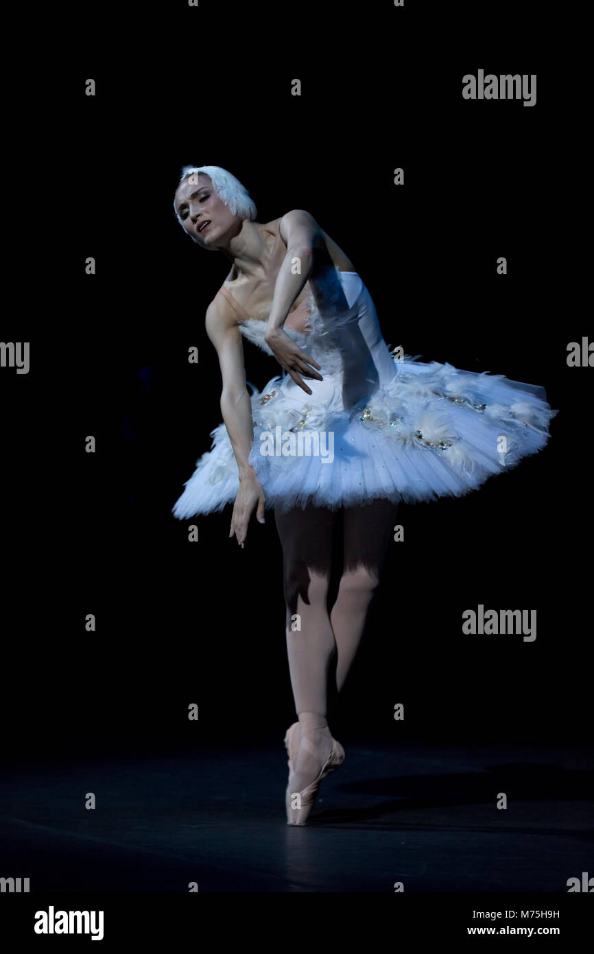 Ekaterina Shipulina en un ballet ballet danse pack 'lac' wan par Piotr Tchaïkovski en théâtre Bolchoï à Moscou, Russie Banque D'Images