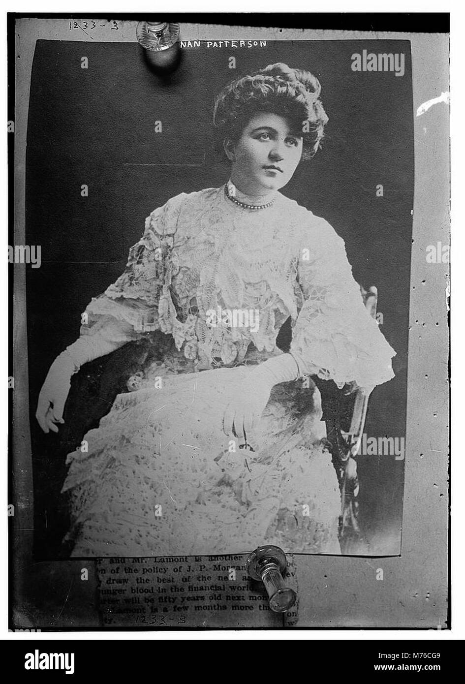 Cette image est celle de Nan Patterson, une américaine impliquée dans un procès célèbre au début du XXe siècle, représentant un événement historique important dans l'histoire juridique américaine. Banque D'Images