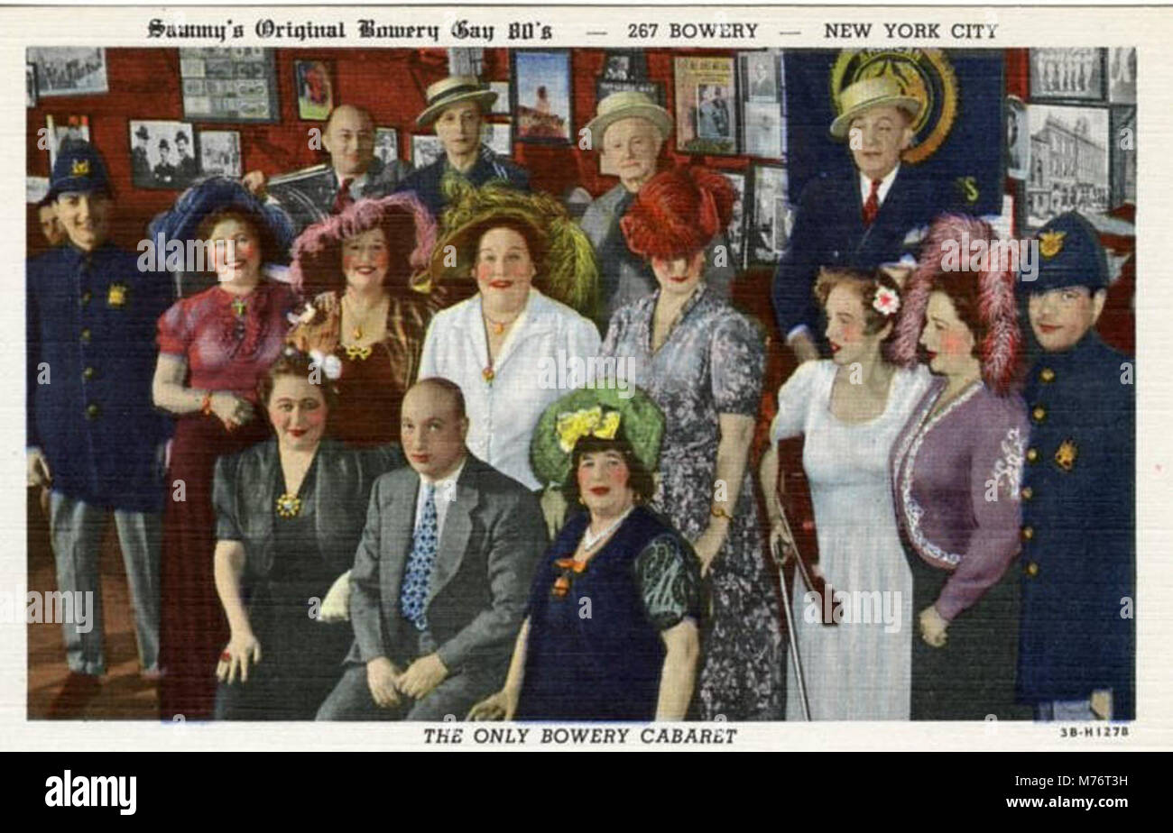Une photographie du Bowery Gay '80 original de Sammy, un célèbre cabaret dans le quartier de Bowery à New York, connu pour son divertissement animé et son importance historique au début du XXe siècle. Banque D'Images